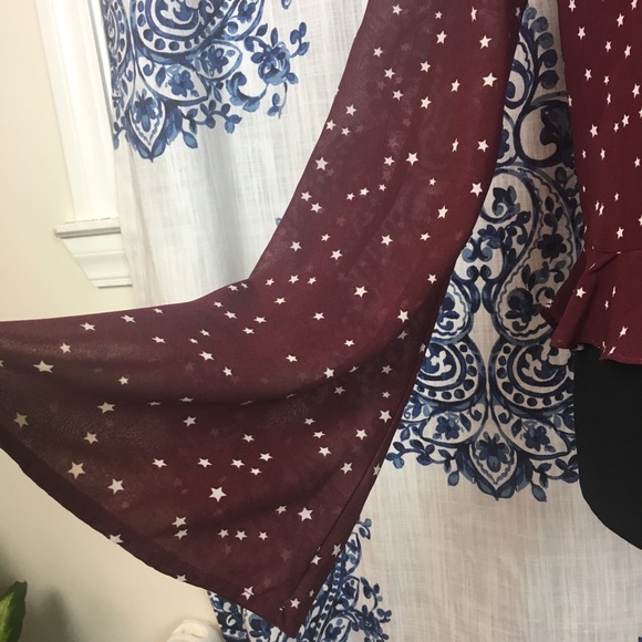 ELODIE red star print ruffle lace-up top SZ S - Picture 5 of 8